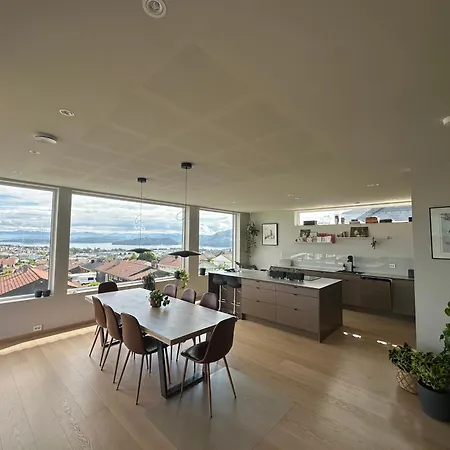 Luxury Stunning View - Ons Ставангер