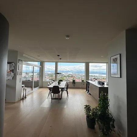 Вилла Luxury Stunning View - Ons *